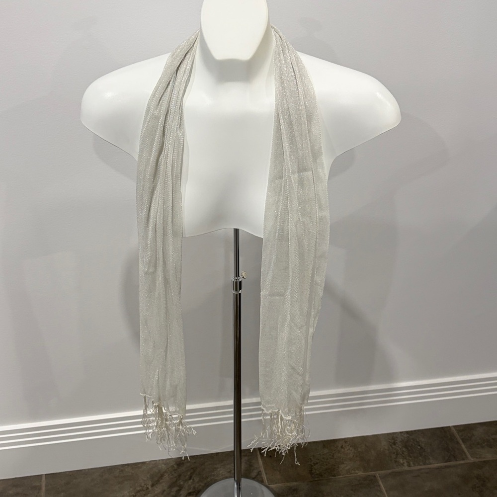 New Elegant Soft Shimmering Scarf